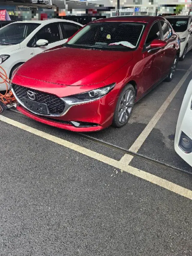 2021 MAZDA 3 view 1