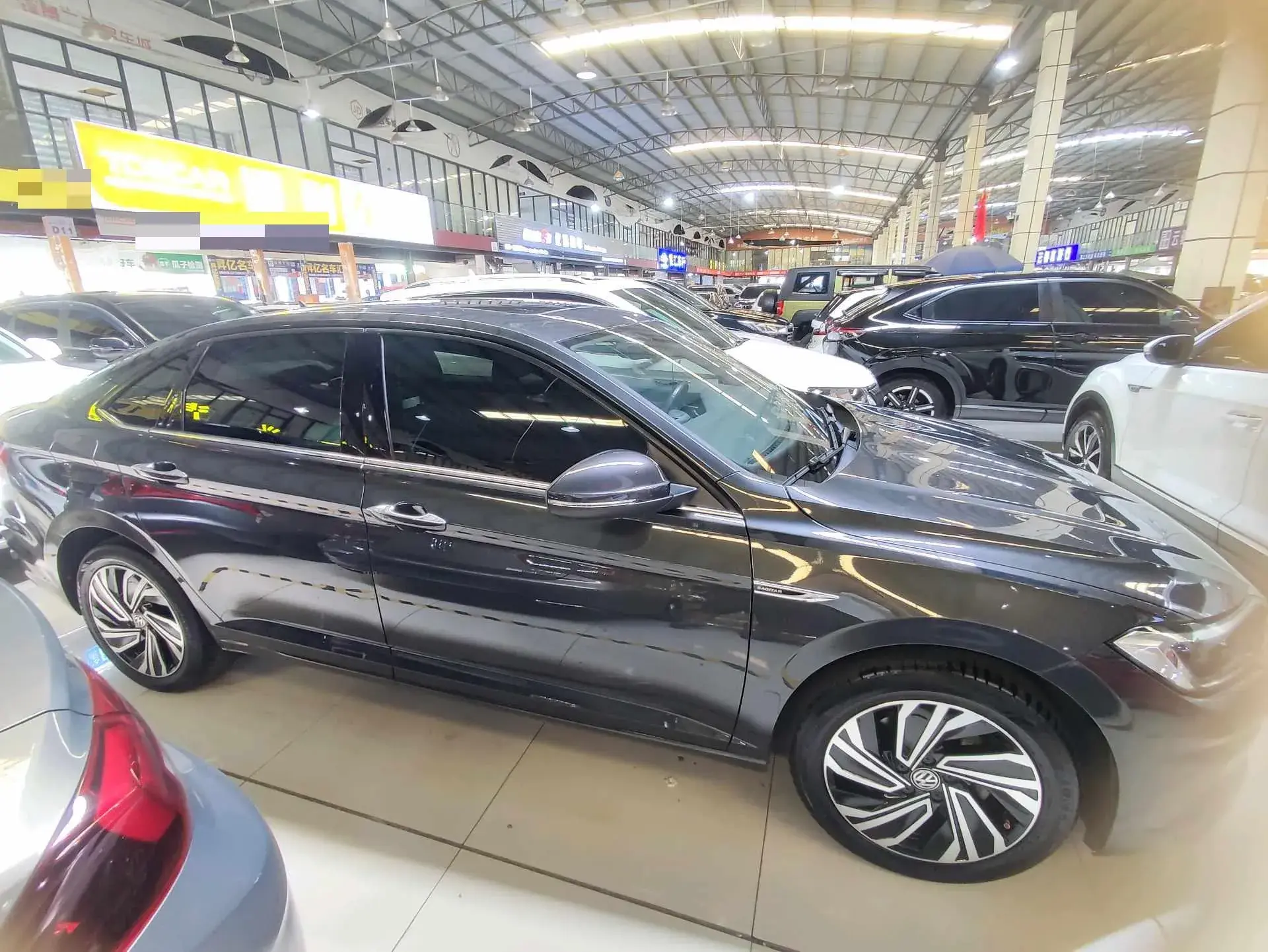 2021 VOLKSWAGEN SAGITAR thumbnail 3