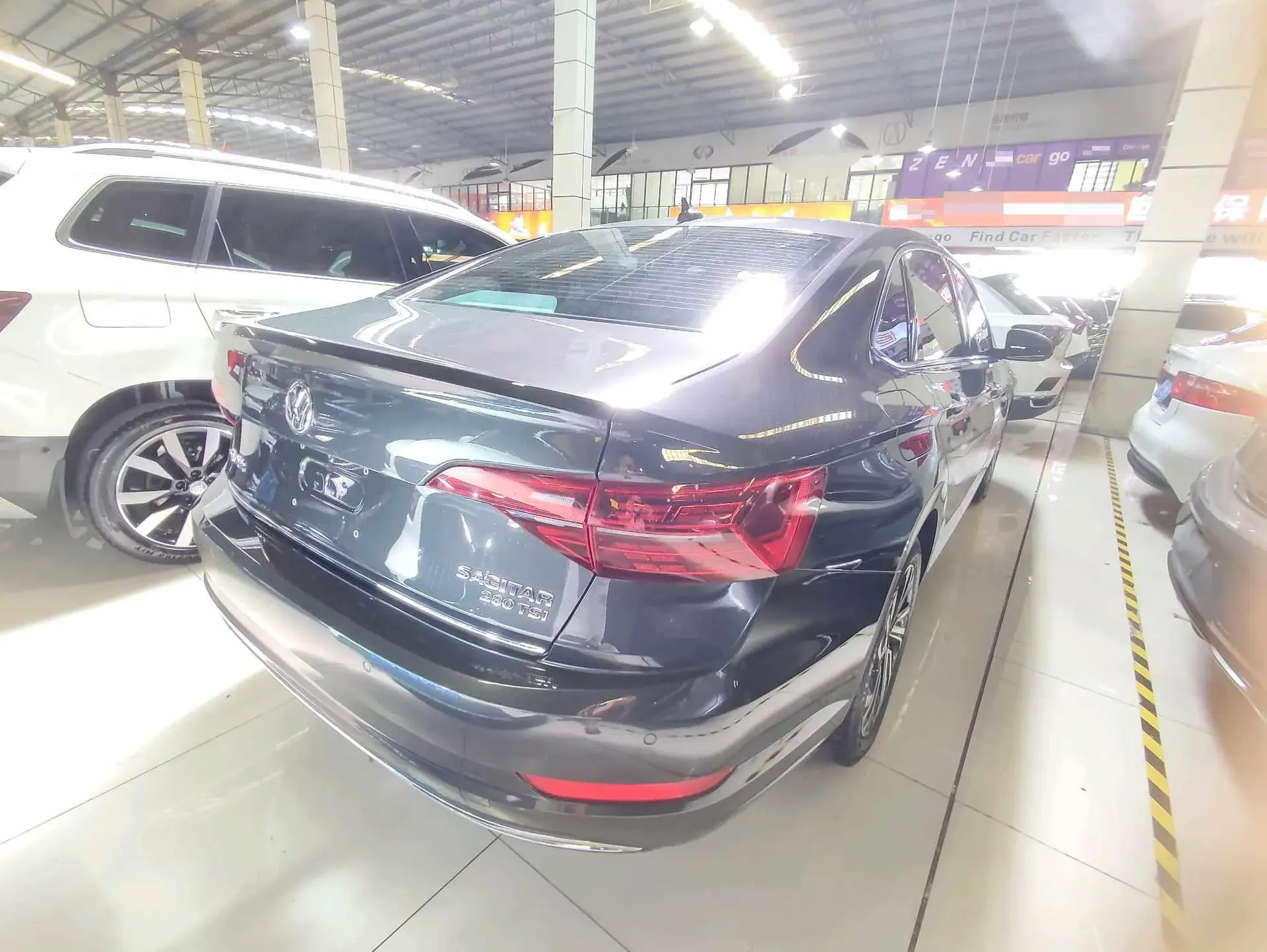 2021 VOLKSWAGEN SAGITAR thumbnail 4