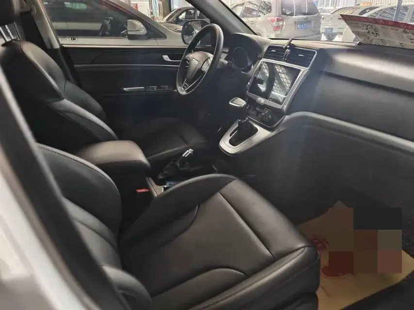 2019 HAVAL M6 thumbnail 4