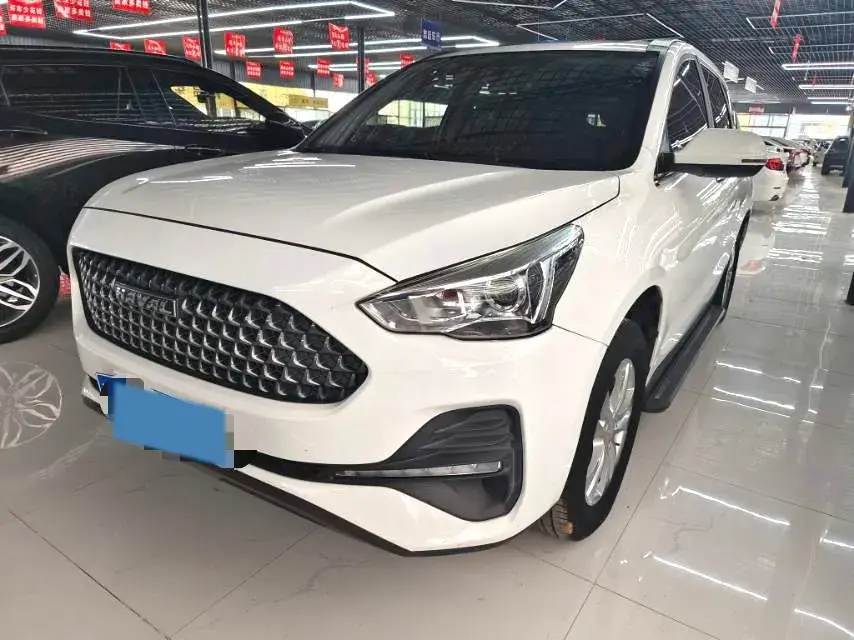 2019 HAVAL M6 view 1