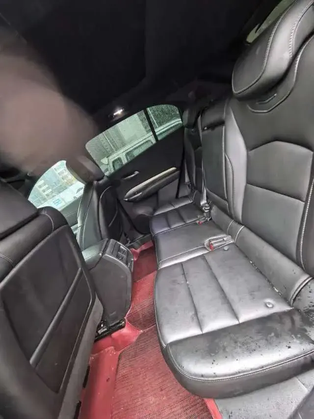 2022 CADILLAC XT4 thumbnail 4