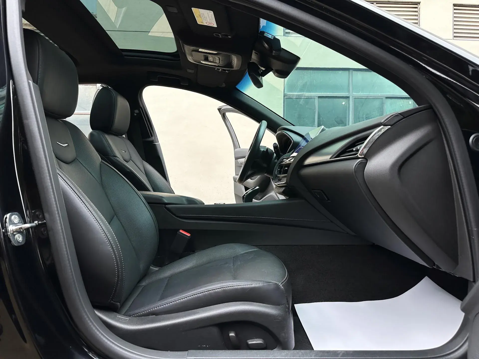 2023 CADILLAC CT5 thumbnail 4