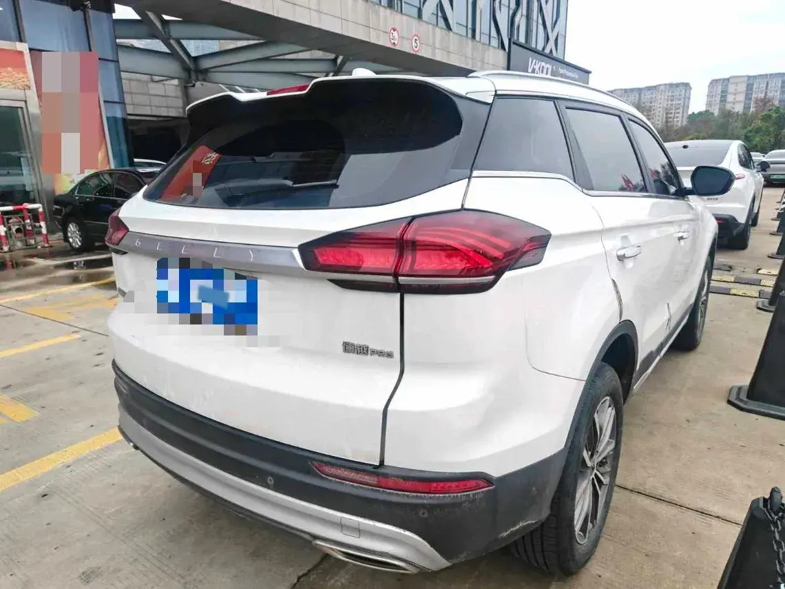 2020 GEELY AZKARRA thumbnail 4