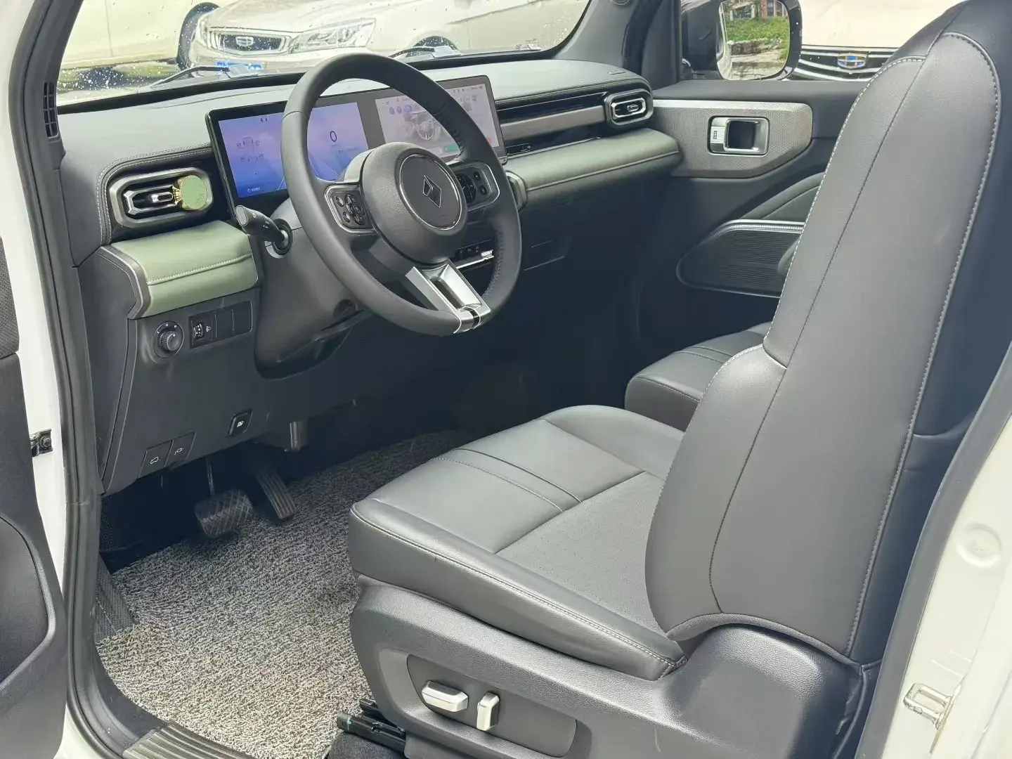 2023 BAOJUN YEP thumbnail 4