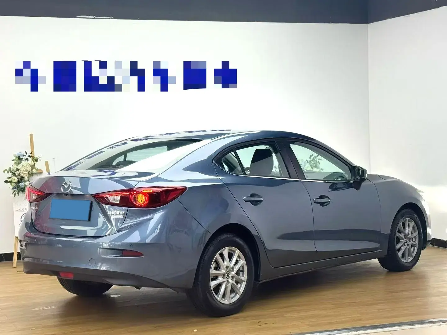 2017 MAZDA 3 thumbnail 4