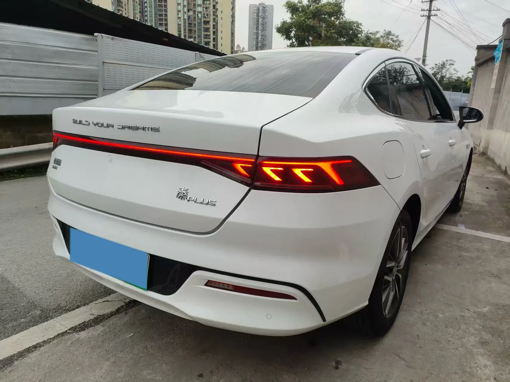 2021 BYD QIN thumbnail 4