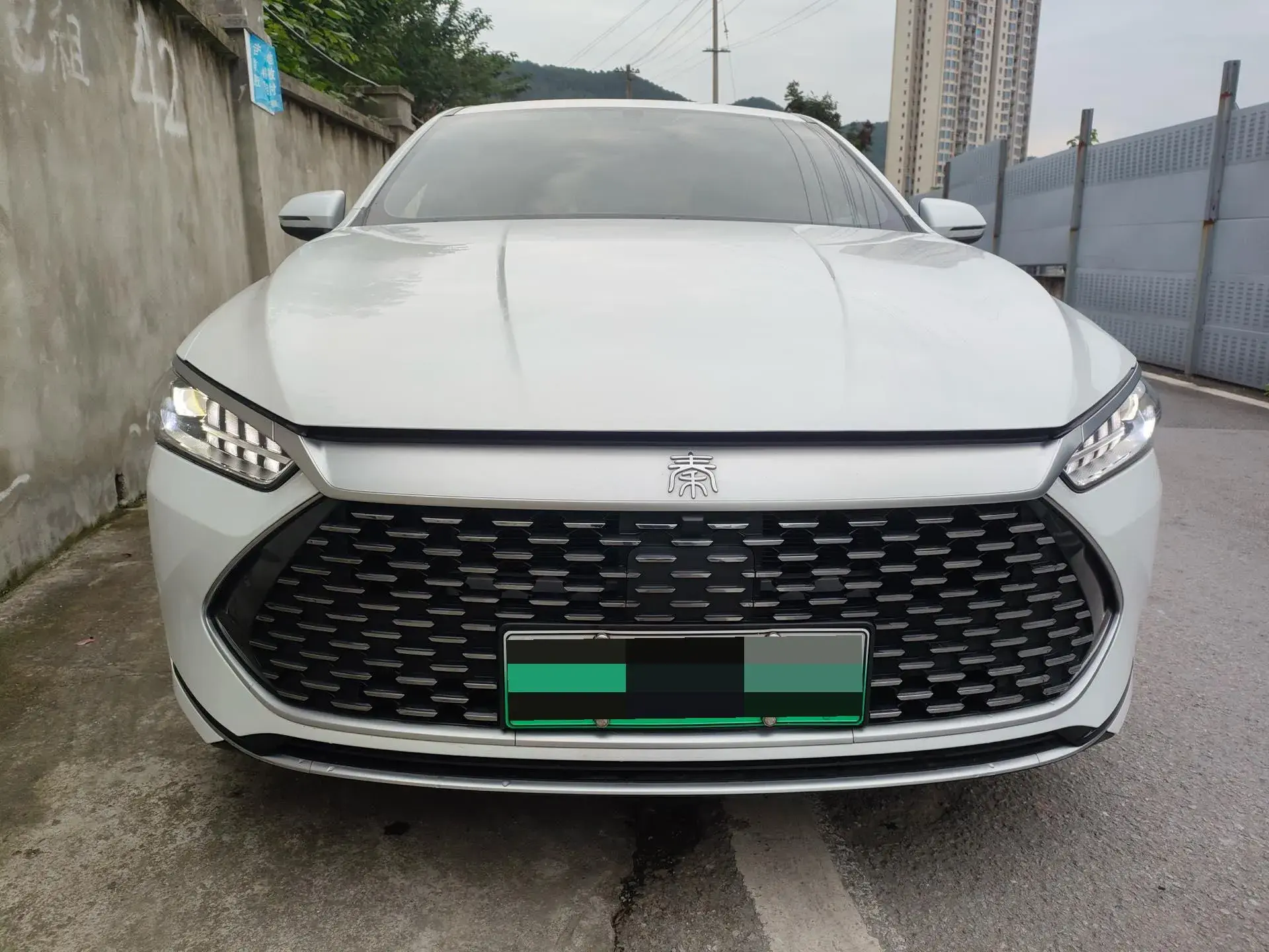 2021 BYD QIN thumbnail 2