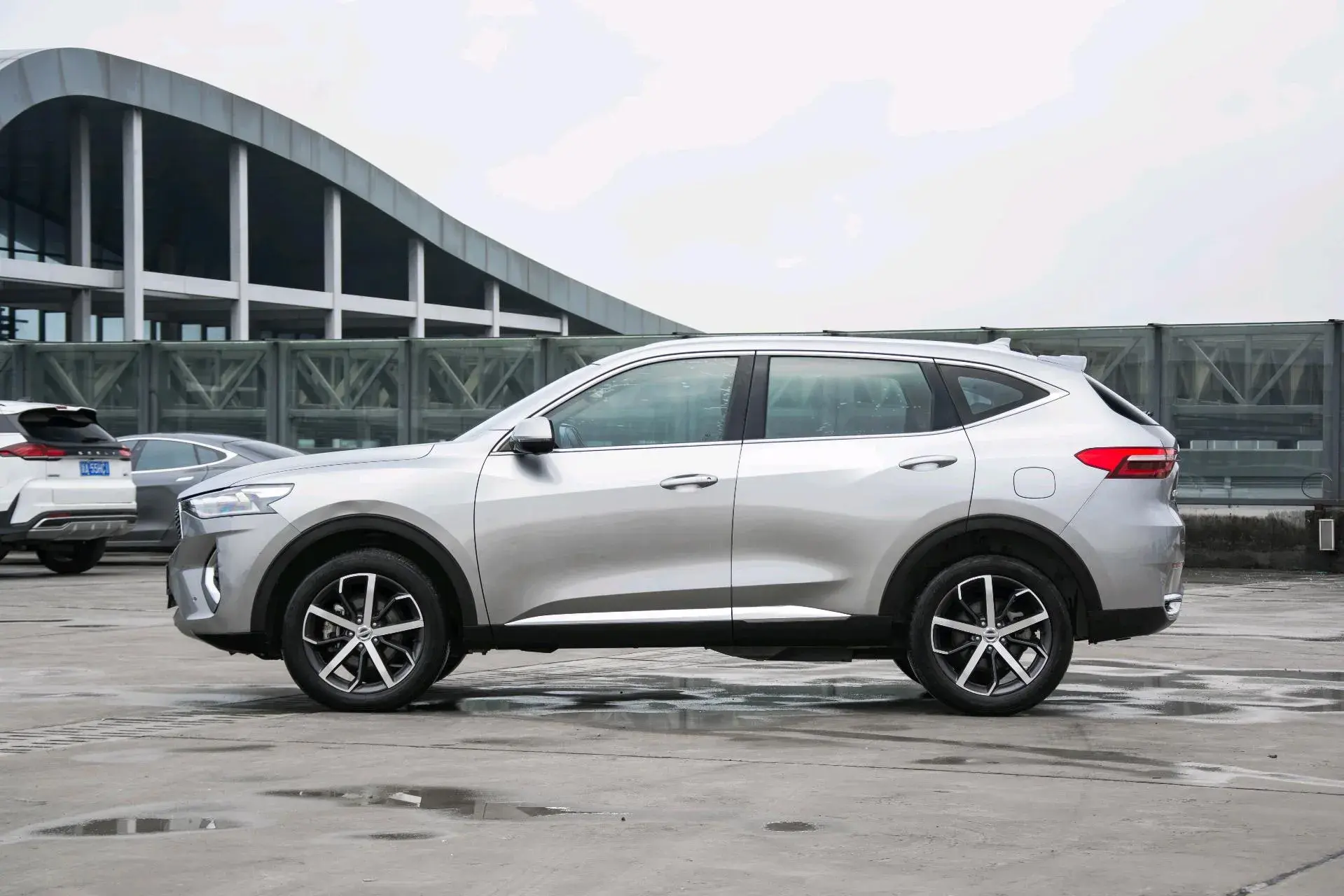 2019 HAVAL F7 thumbnail 4