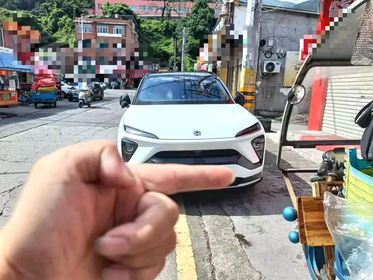 2022 NIO ES6 thumbnail 2