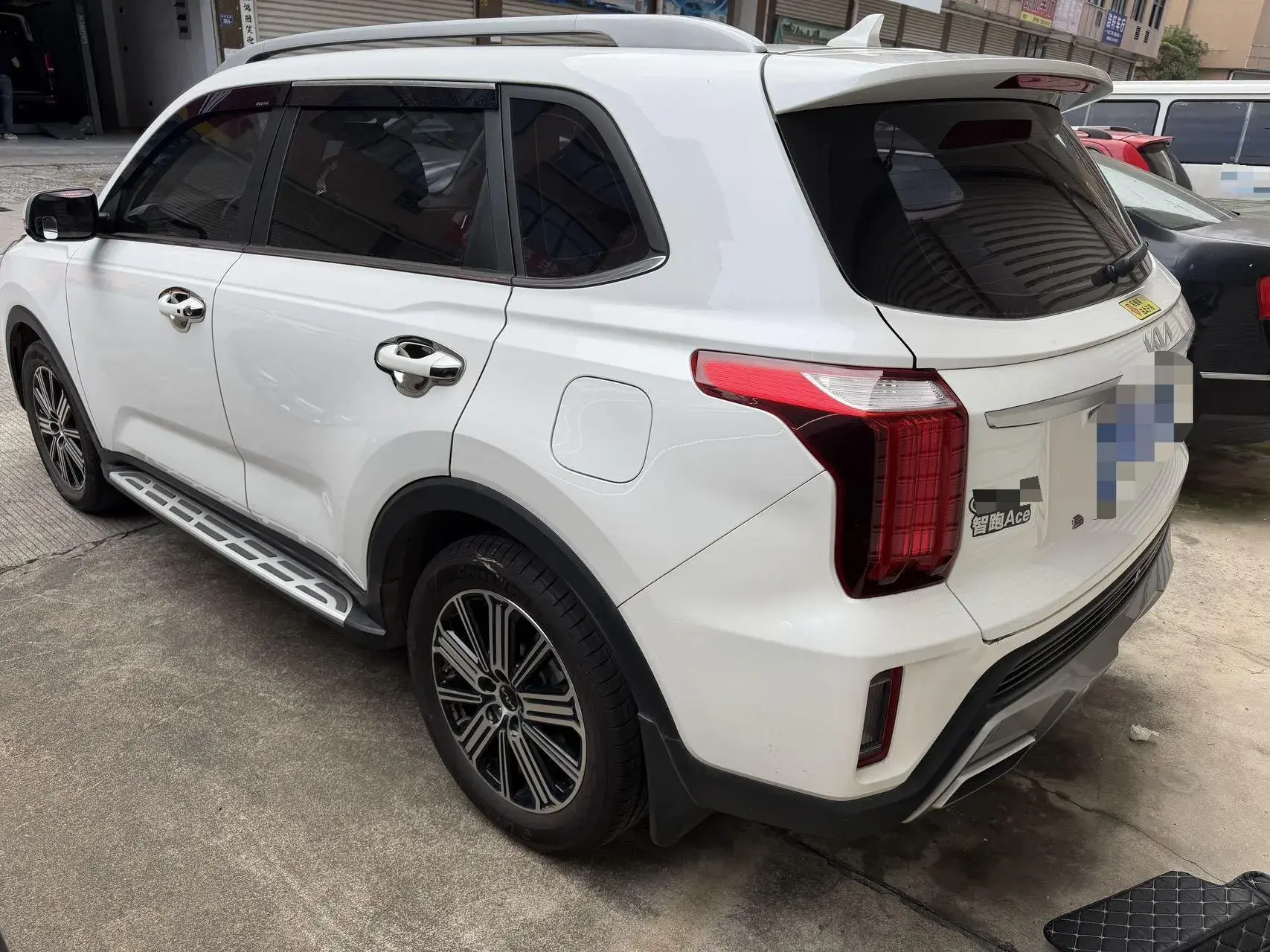 2021 KIA SPORTAGE thumbnail 4