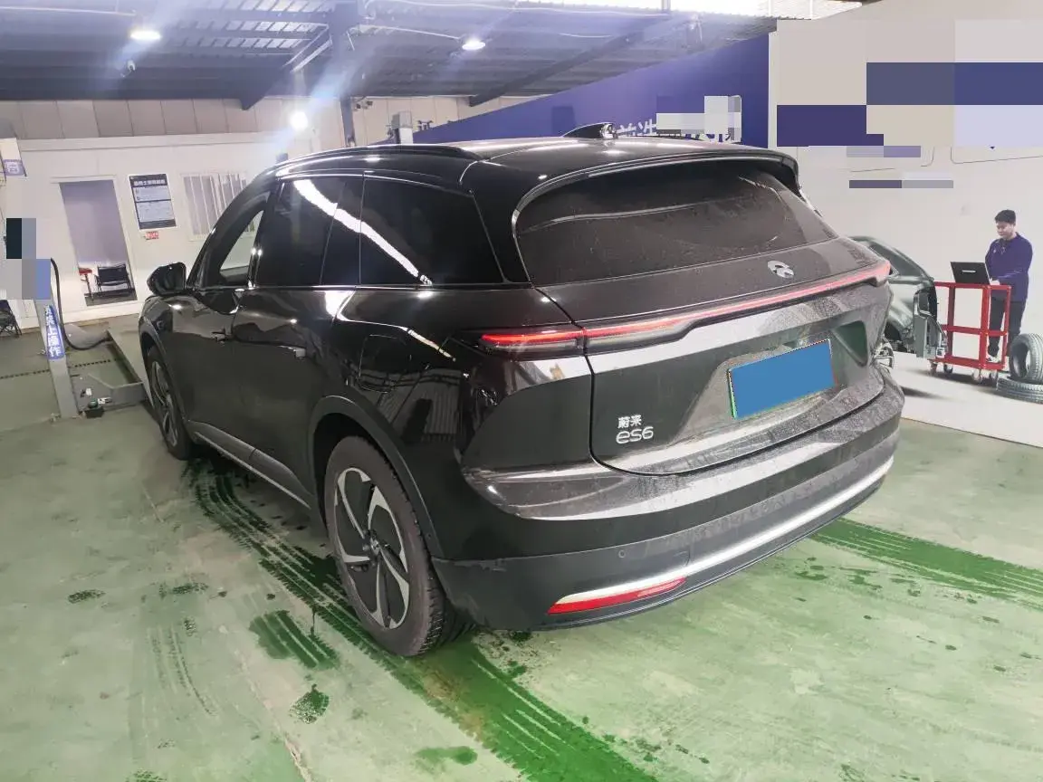 2024 NIO ES6 thumbnail 3