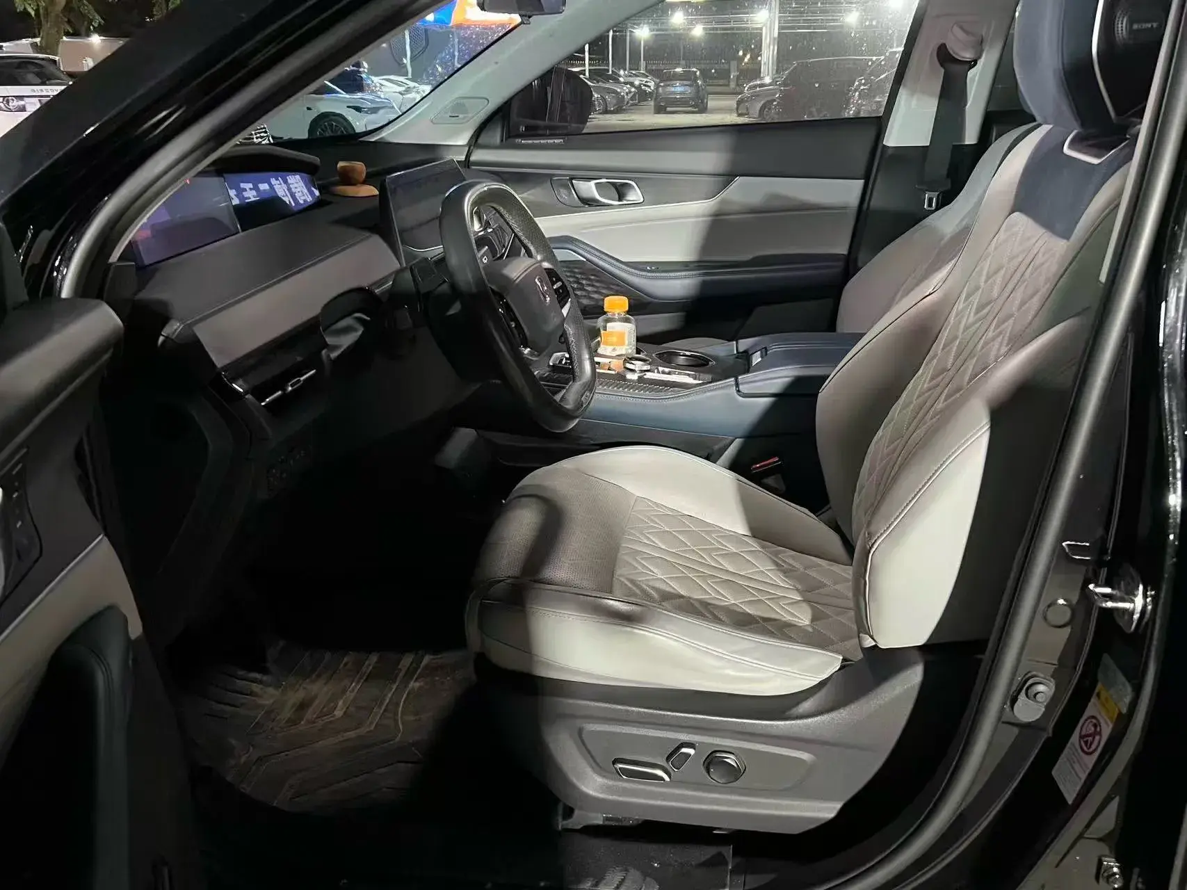 2022 CHANGAN UNI-K thumbnail 2