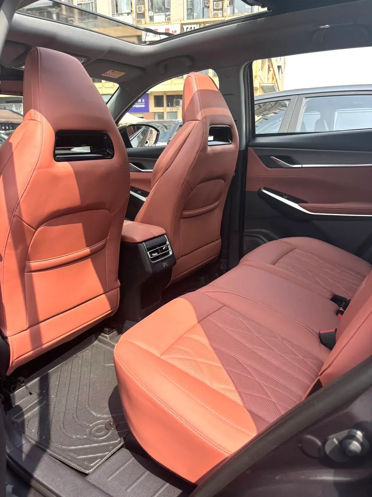 2024 CHANGAN CS75 thumbnail 4