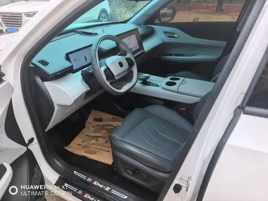 2024 ChangAn UNI-Z 1.5L 98HP L4 E-CVT PHEV 18.4KWH,autocango,china used car exporter,china ev exporter,chinese used car exporter,chinese used ev exporter