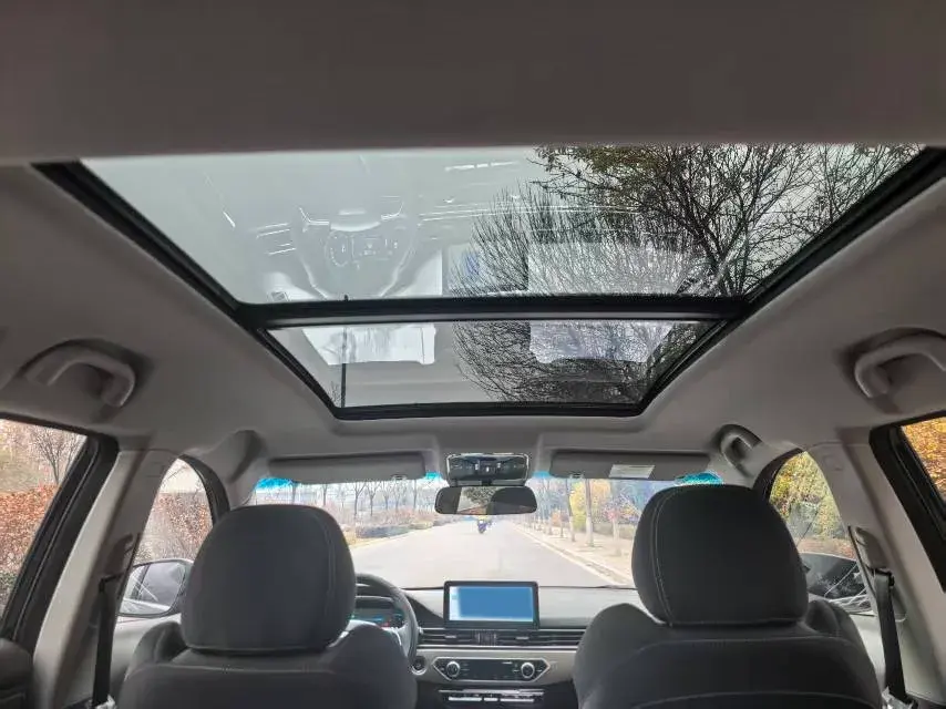 2023 JETOUR X70 thumbnail 4