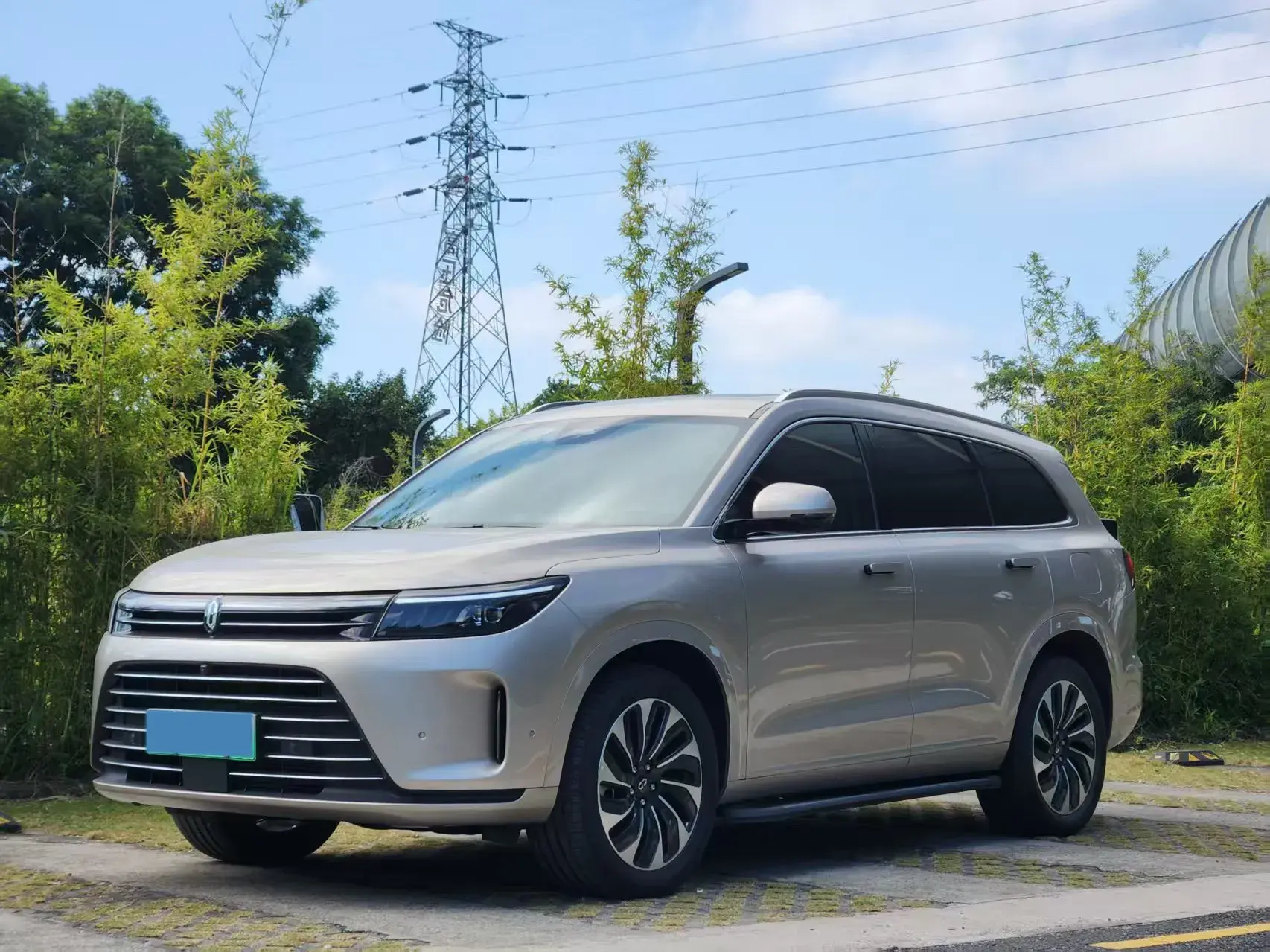 2022 AITO AITO view 1