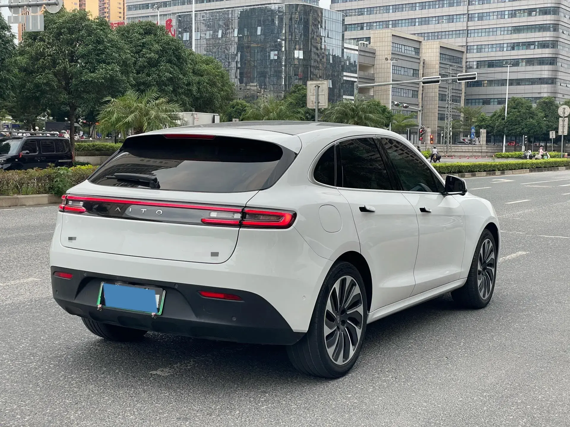 2022 AITO AITO thumbnail 4