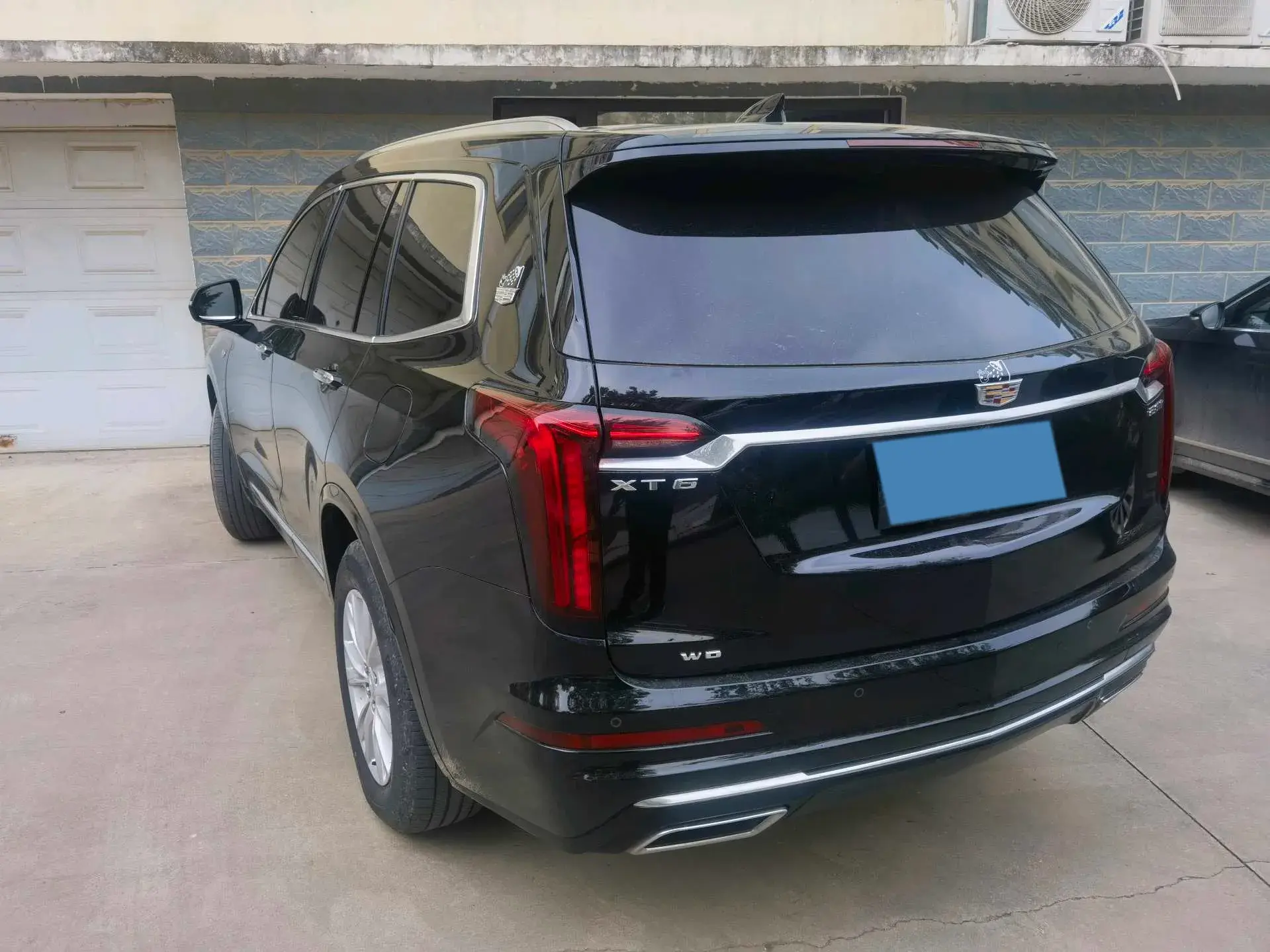 2022 CADILLAC XT6 thumbnail 4