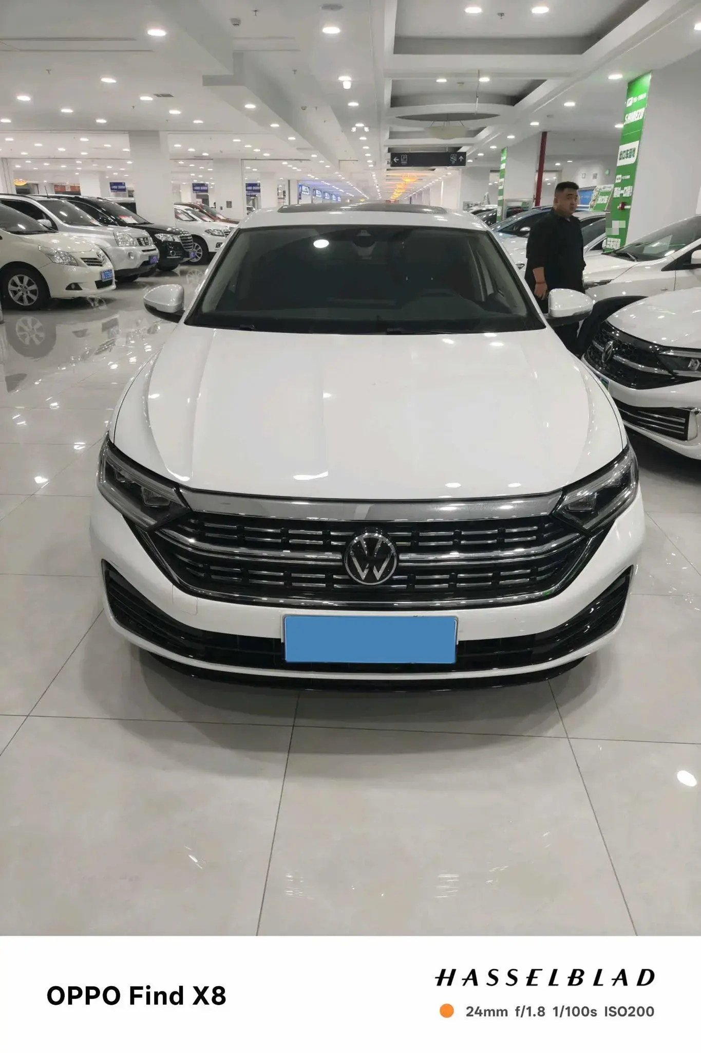 2023 VOLKSWAGEN SAGITAR thumbnail 2