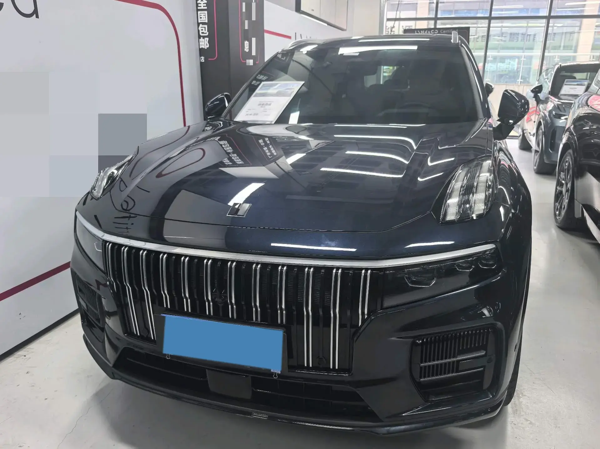 2021 LYNK&CO 09 thumbnail 2