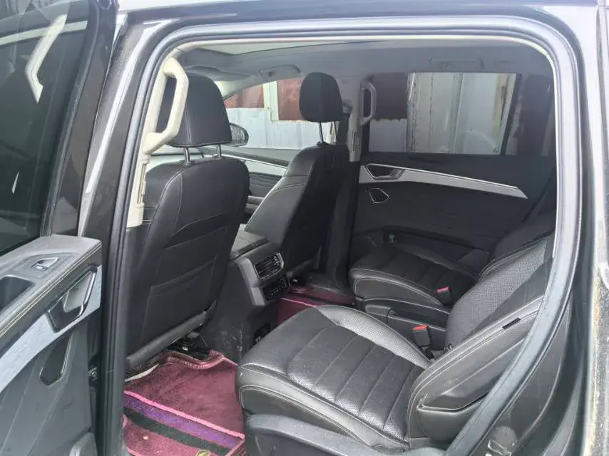 2021 VOLKSWAGEN TALAGON thumbnail 3