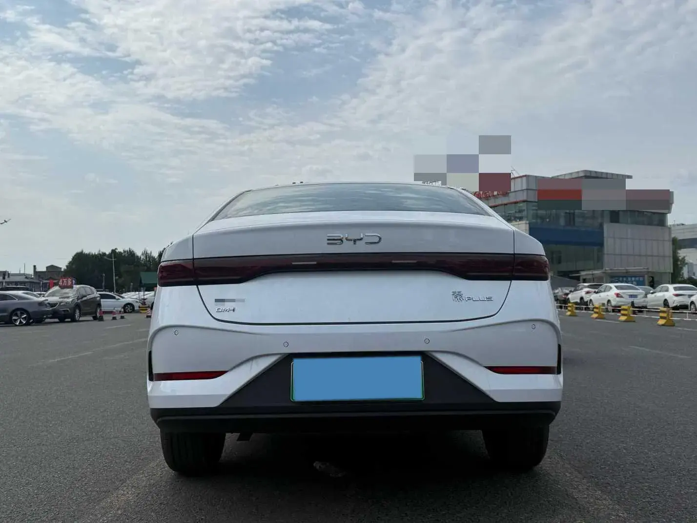 2025 BYD QIN thumbnail 2