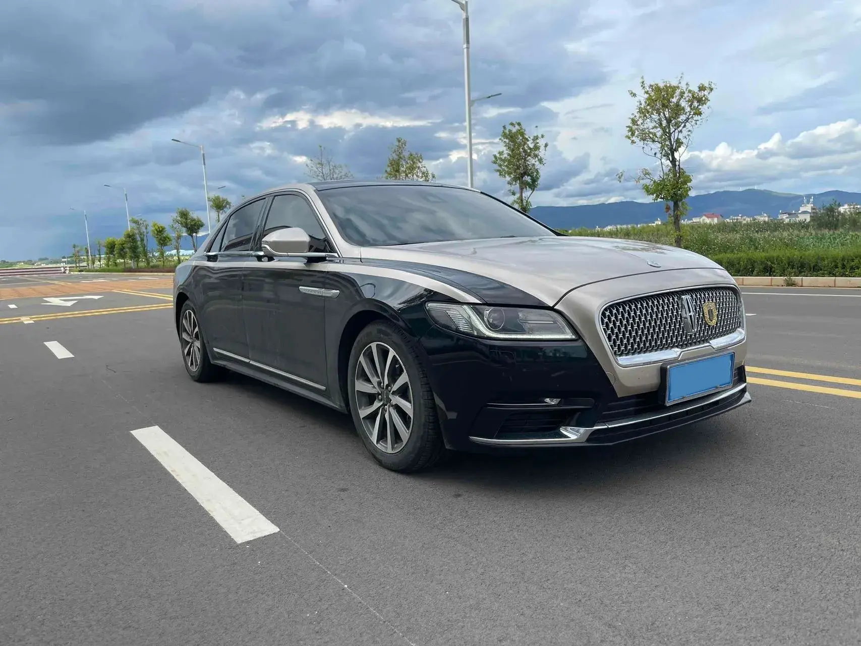 2018 LINCOLN CONTINENTAL thumbnail 3