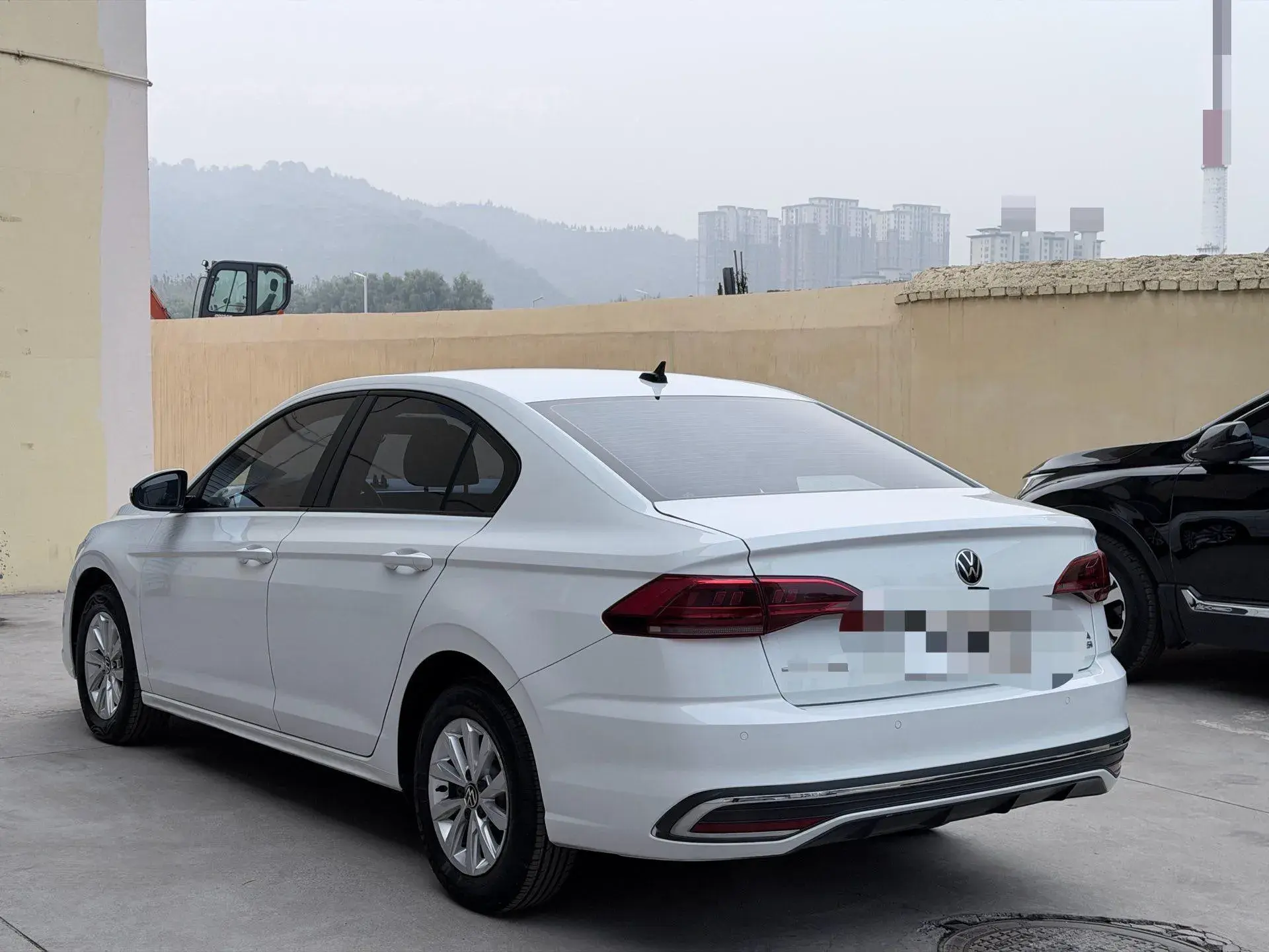 2023 VOLKSWAGEN BORA thumbnail 4