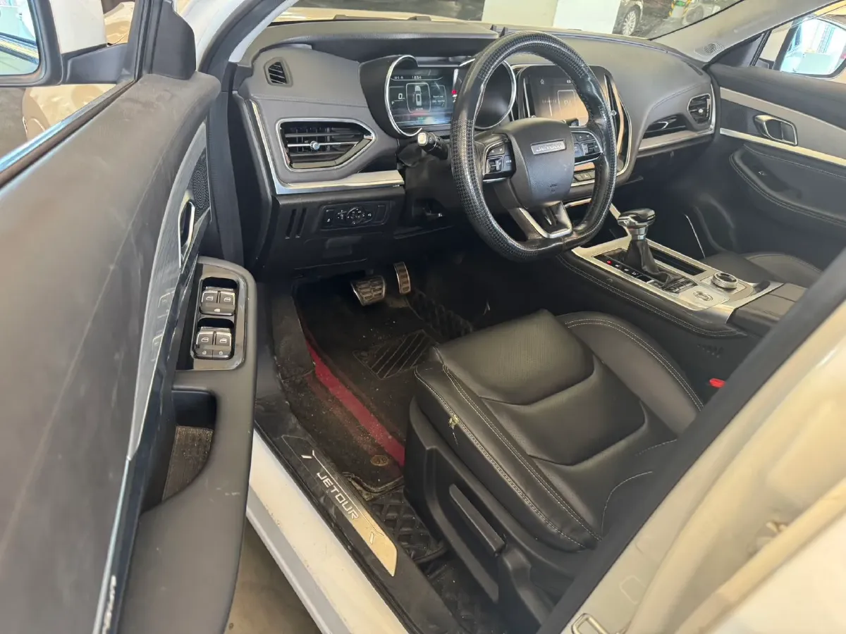 2020 Jetour X70 1.5T 156HP L4 6DCT,autocango,china used car exporter,china ev exporter,chinese used car exporter,chinese used ev exporter
