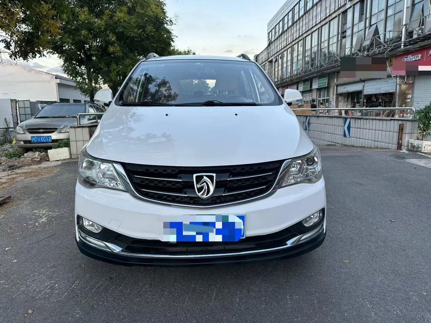 2016 BAOJUN 730 thumbnail 2