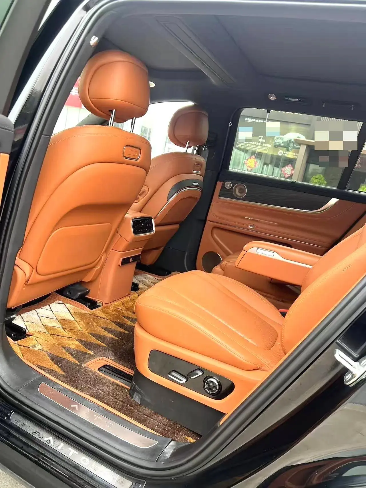 2024 AITO AITO thumbnail 3