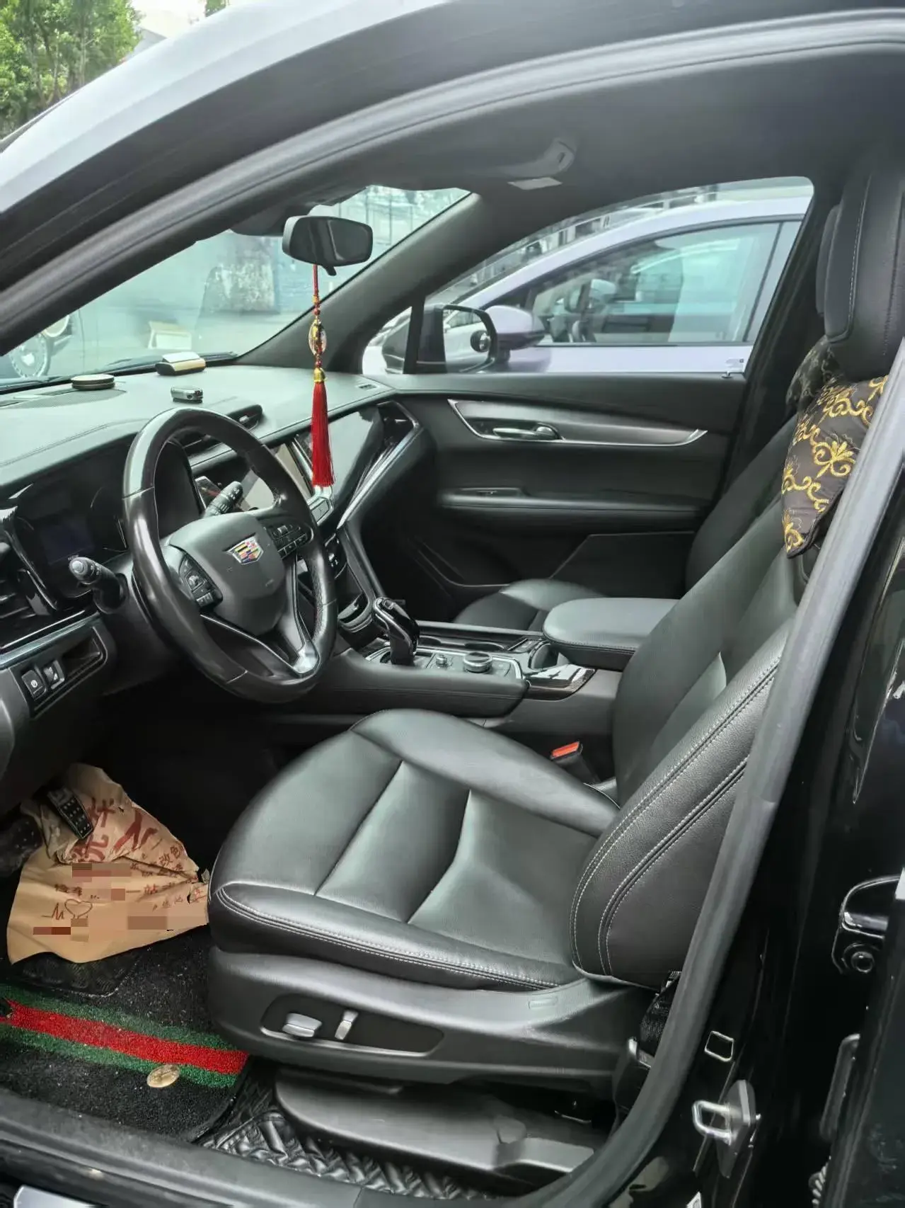 2021 CADILLAC XT6 thumbnail 3