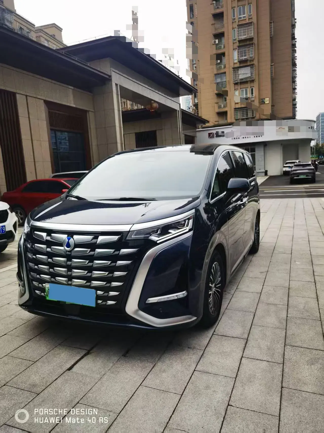 2022 DENZA D9 view 1