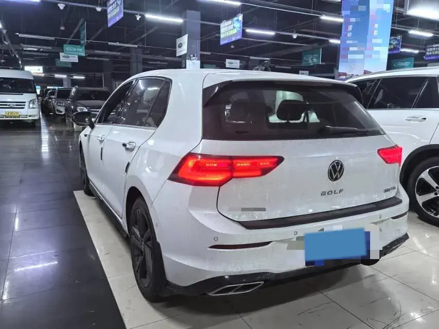 2021 VOLKSWAGEN GOLF thumbnail 2