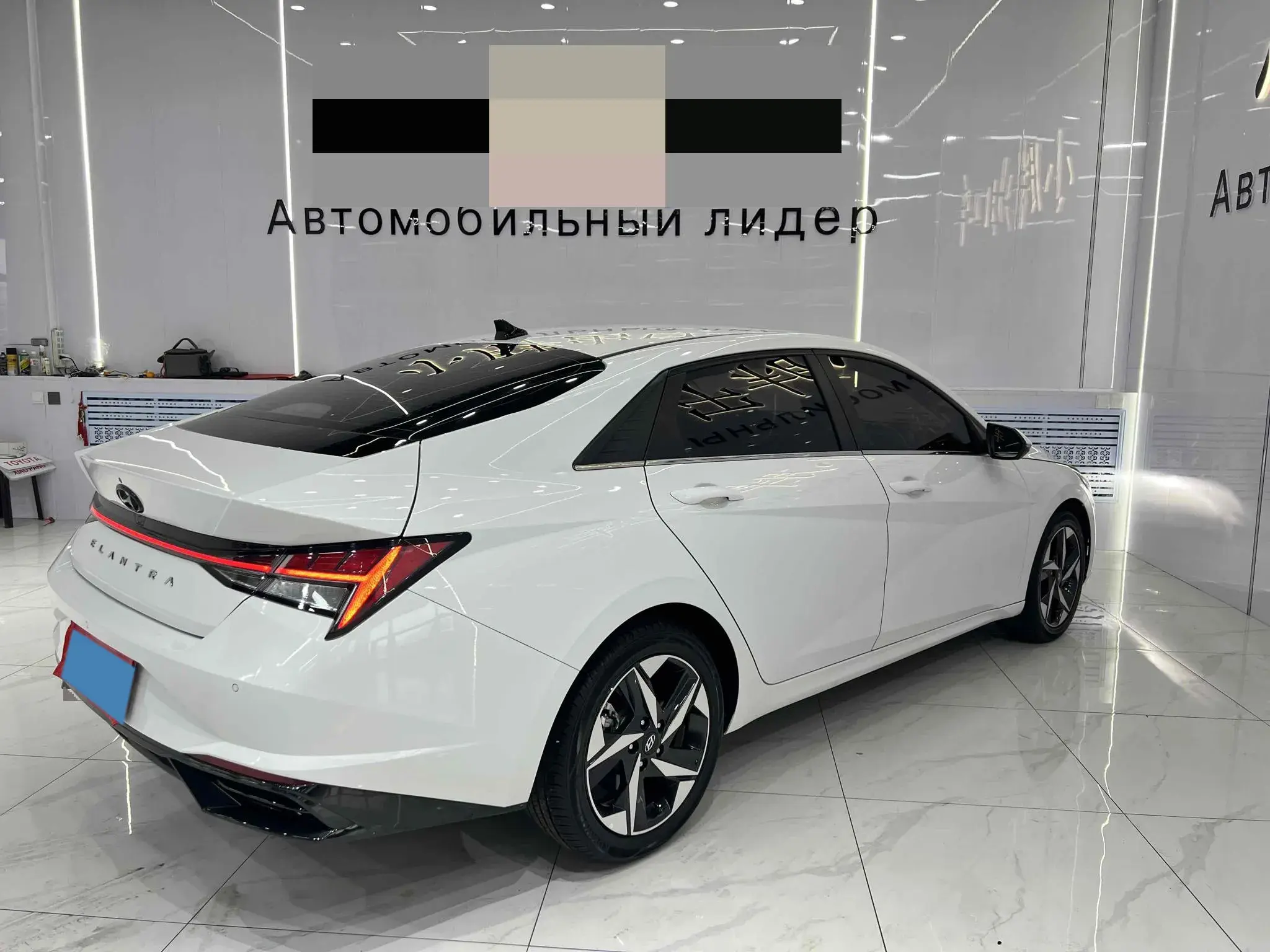 2021 HYUNDAI ELANTRA thumbnail 2