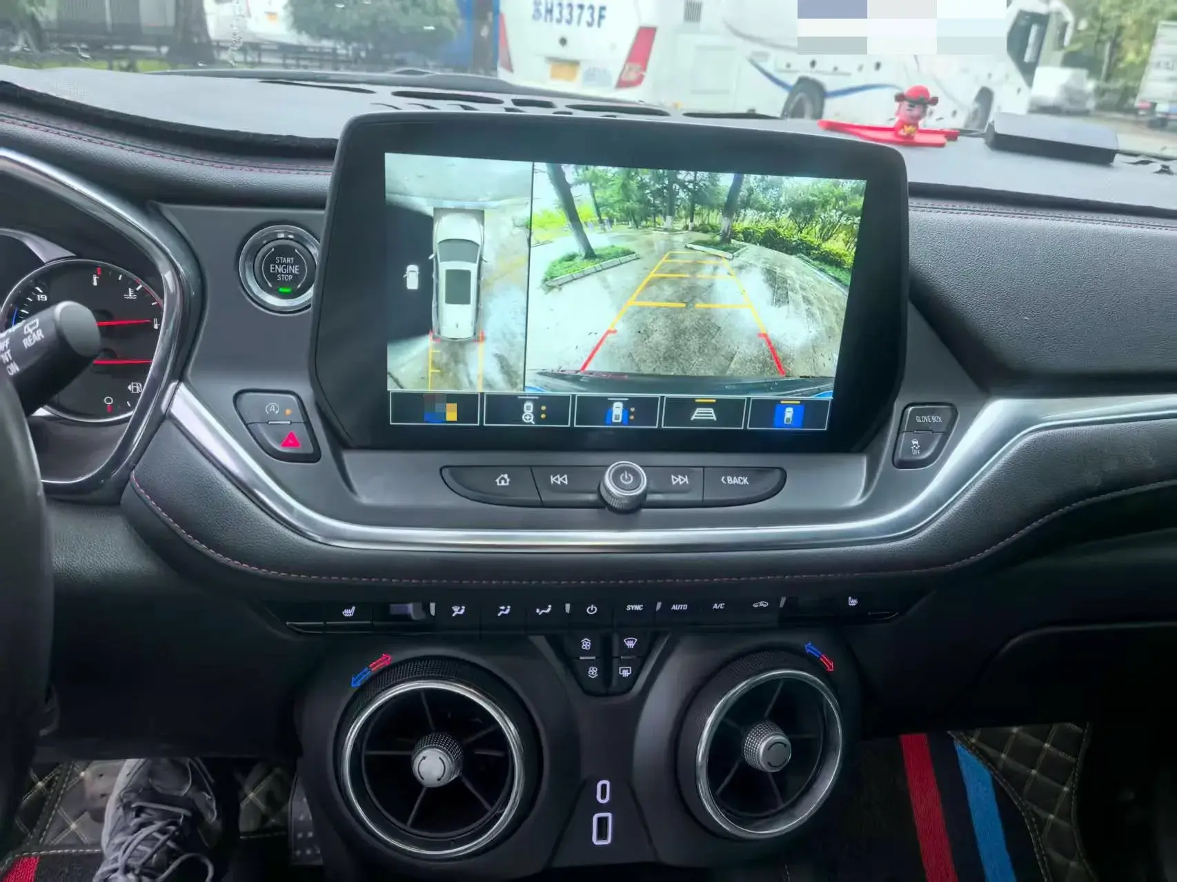 2023 CHEVROLET BLAZER thumbnail 3