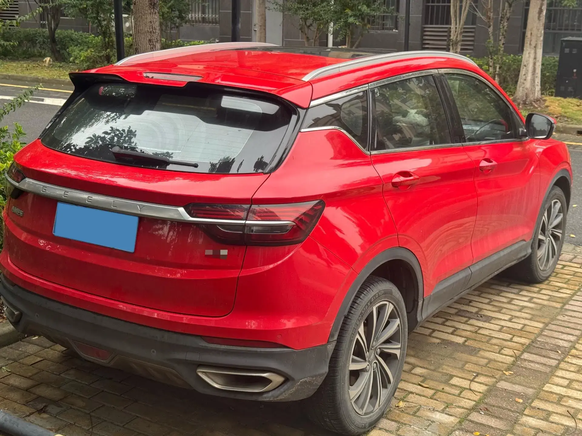 2019 GEELY COOLRAY thumbnail 3