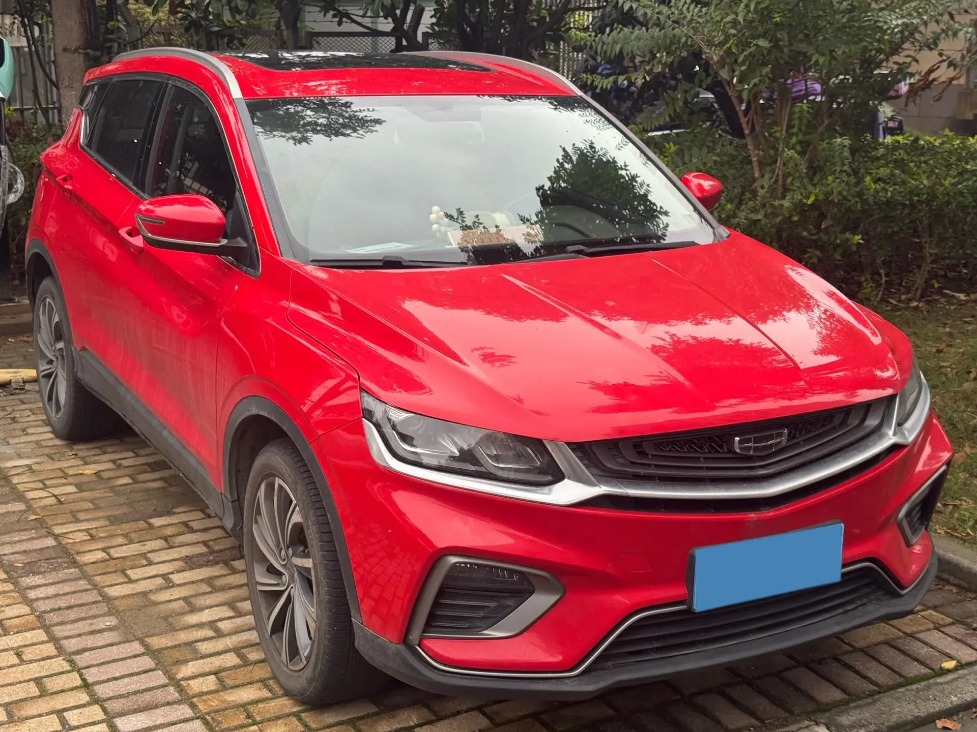 2019 GEELY COOLRAY thumbnail 2