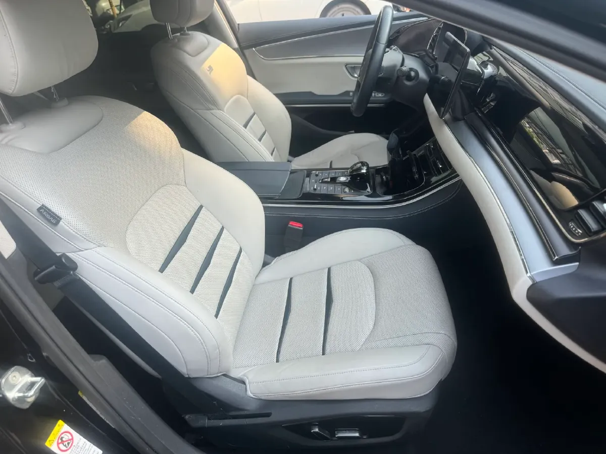 2021 BYD e9 BEV 64.8KWH,autocango,china used car exporter,china ev exporter,chinese used car exporter,chinese used ev exporter