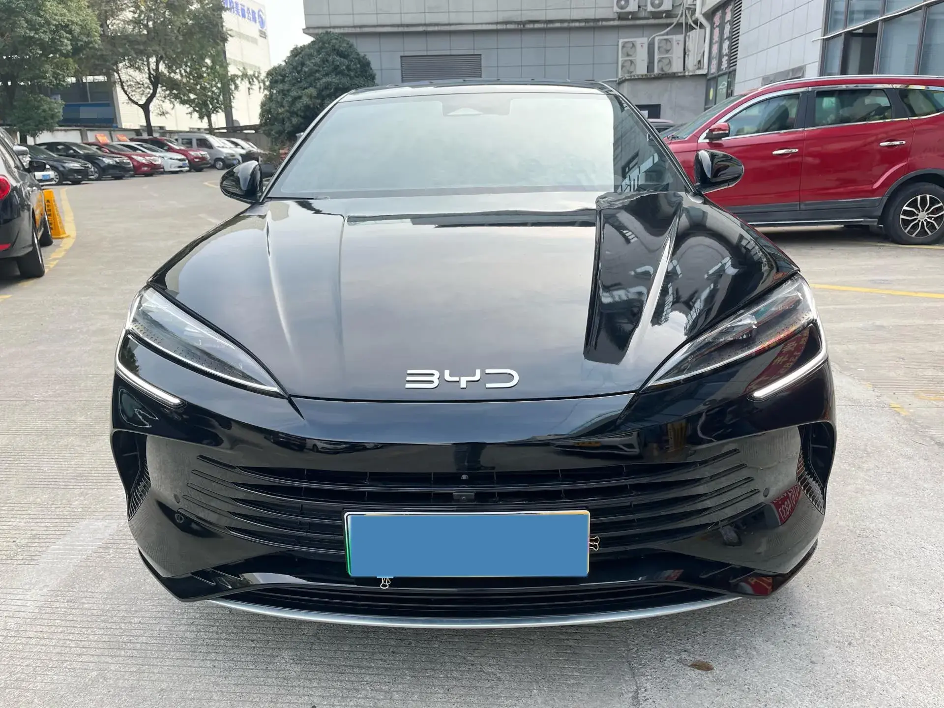 2023 BYD SEAL thumbnail 2