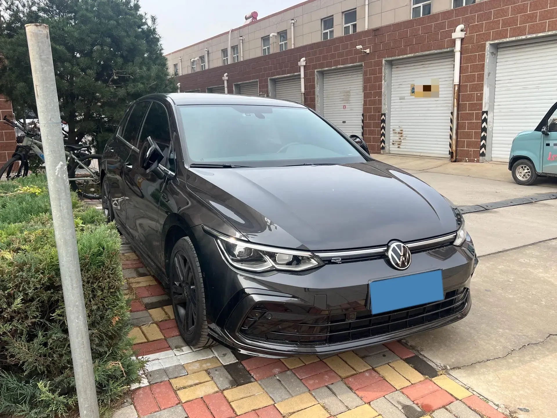 2023 VOLKSWAGEN GOLF thumbnail 3