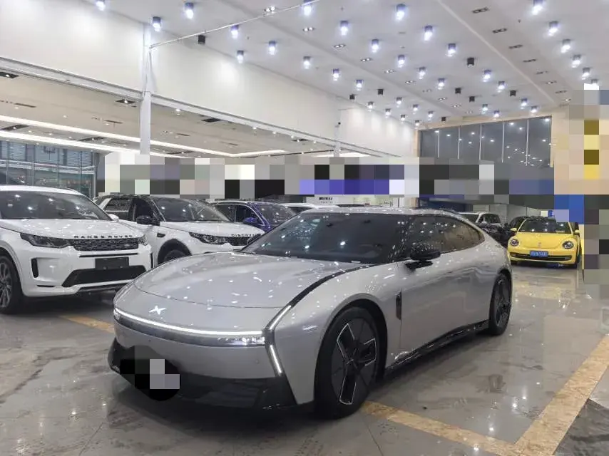 2025 XPENG P7 view 1