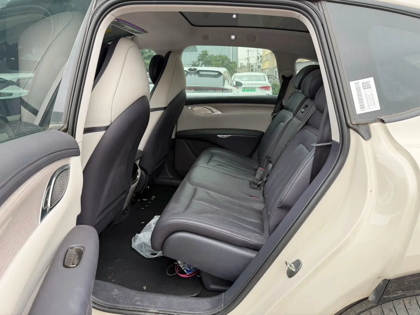 2023 IM LS7 thumbnail 4