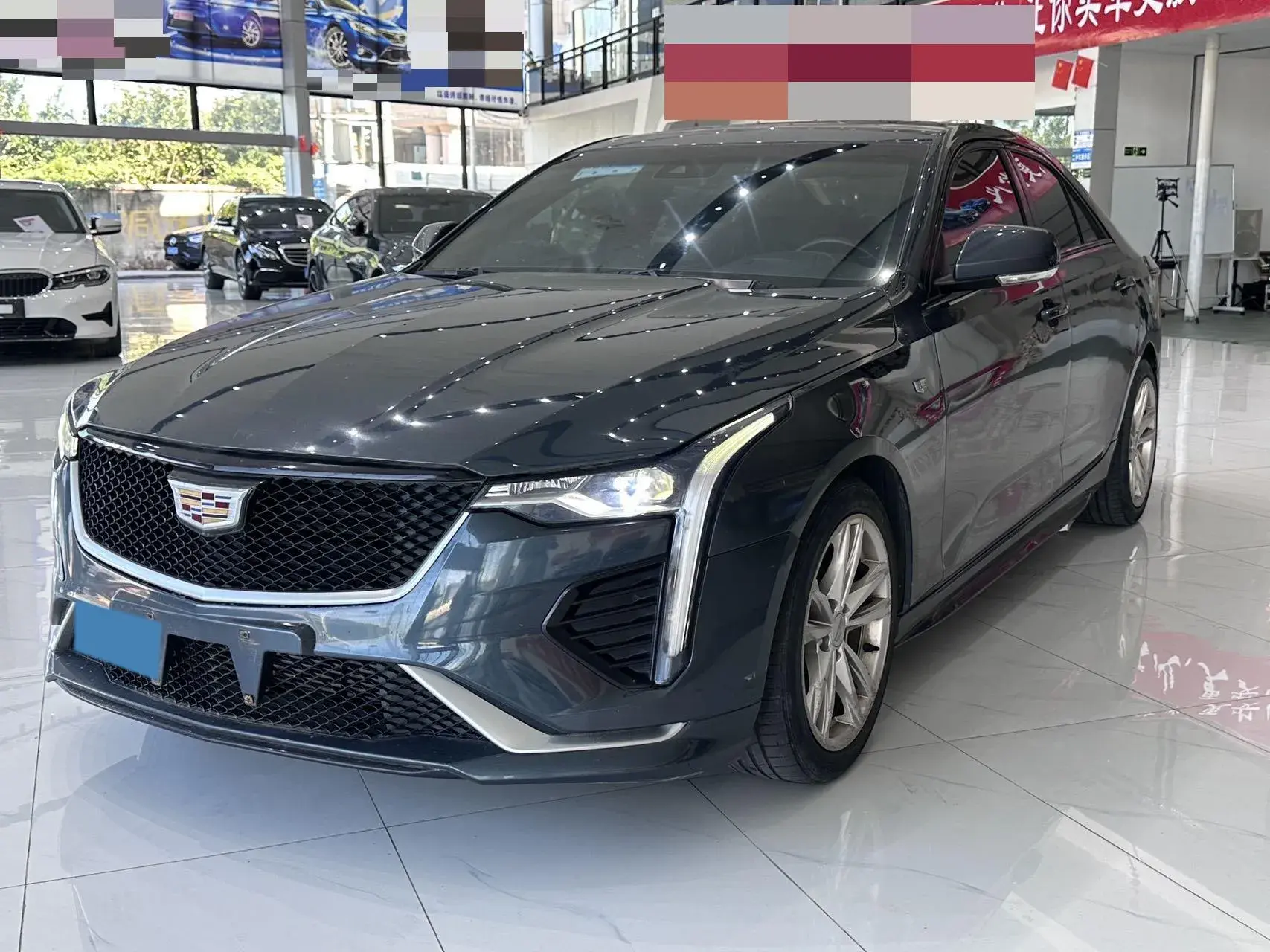 2021 CADILLAC CT4 view 1