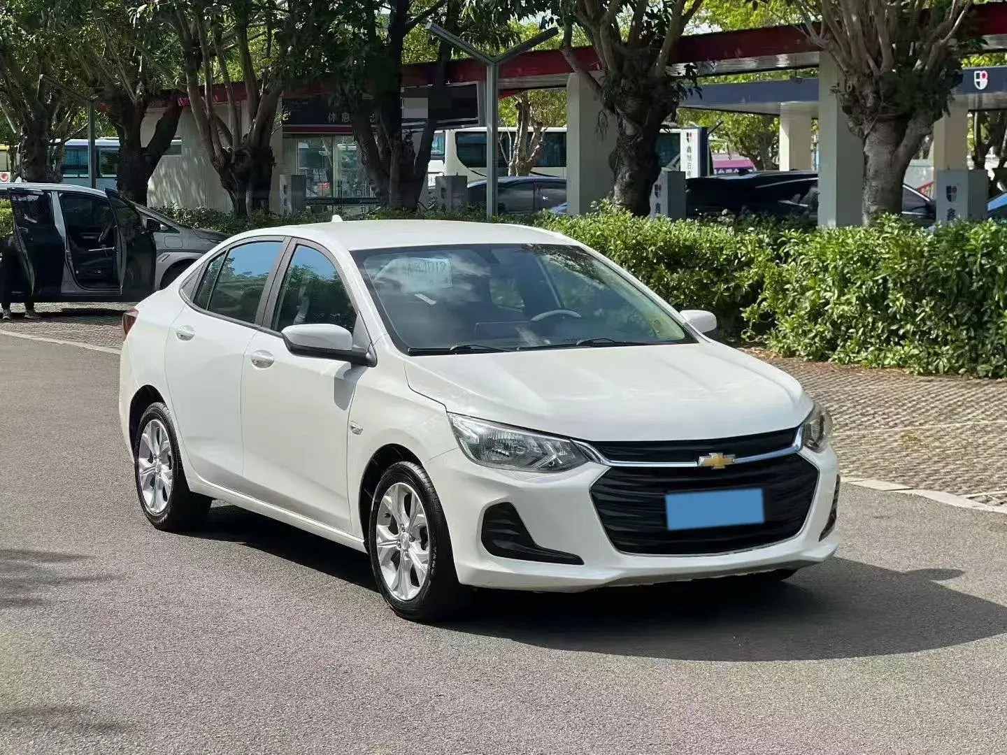 2021 CHEVROLET CAVALIER thumbnail 2