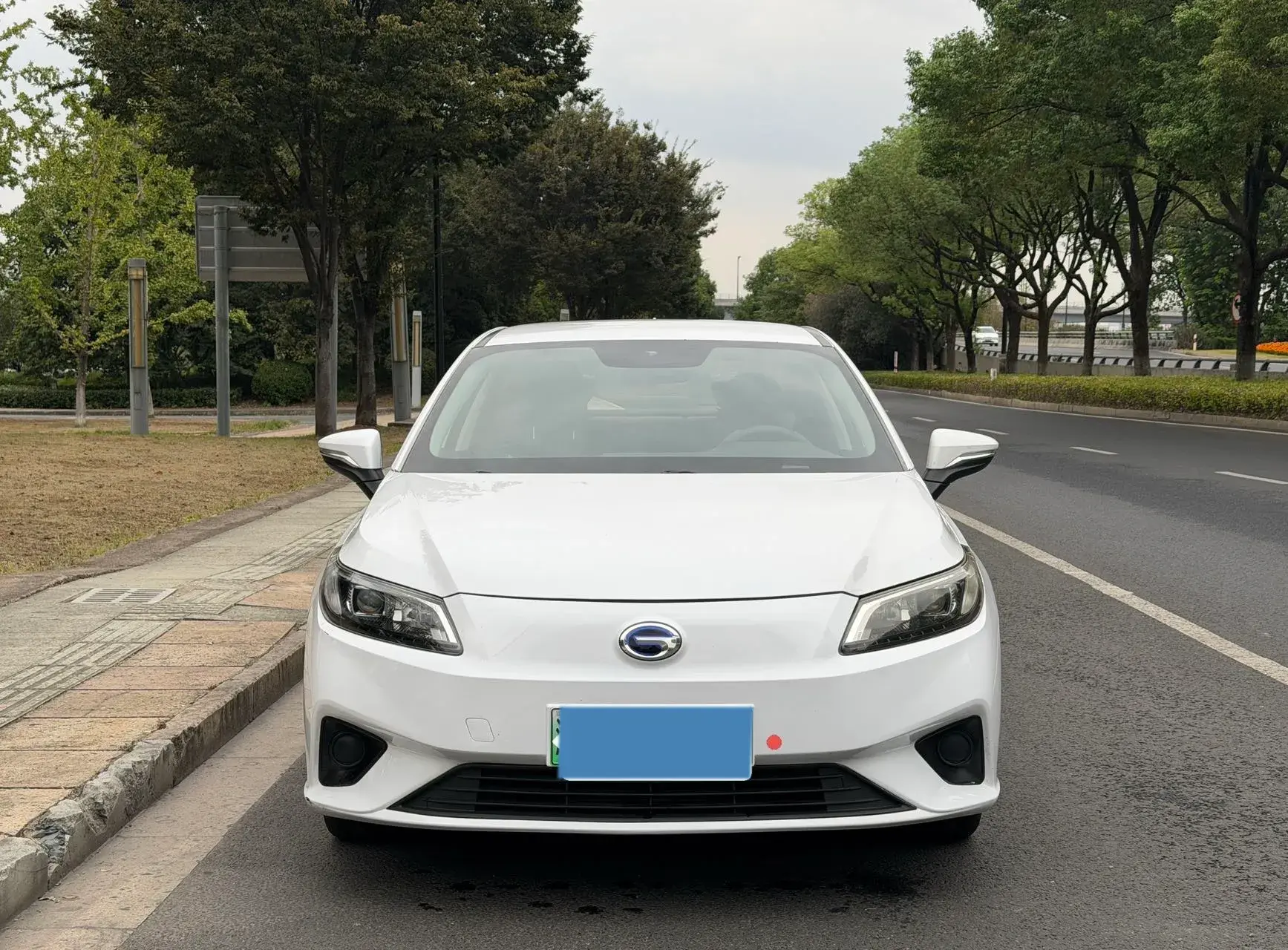 2019 AION S thumbnail 4