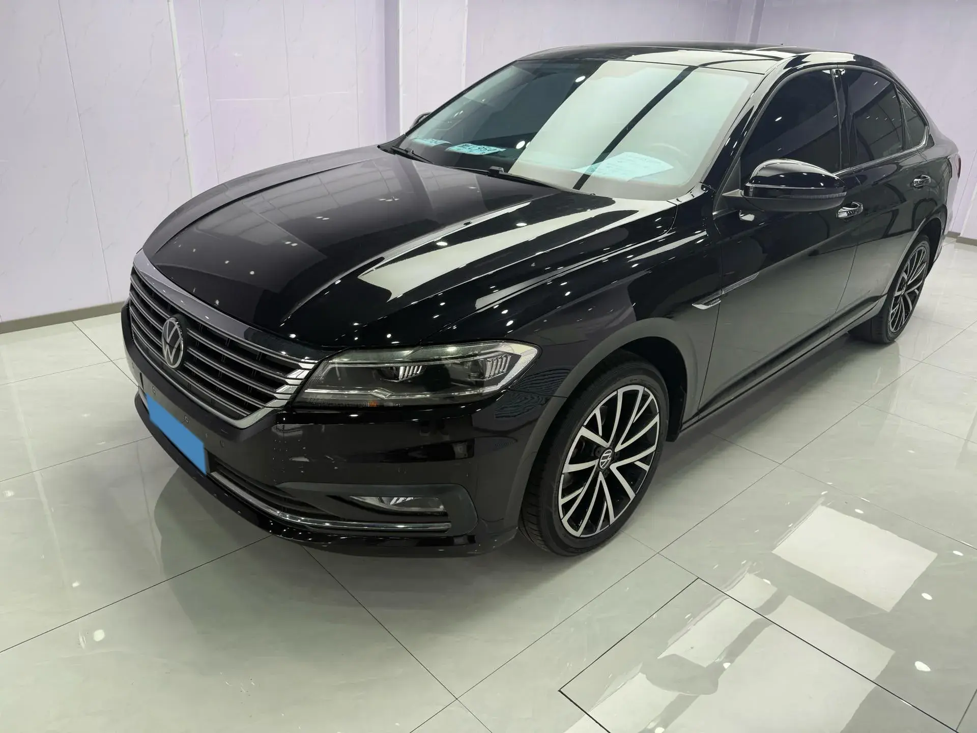 2022 VOLKSWAGEN LAVIDA view 1