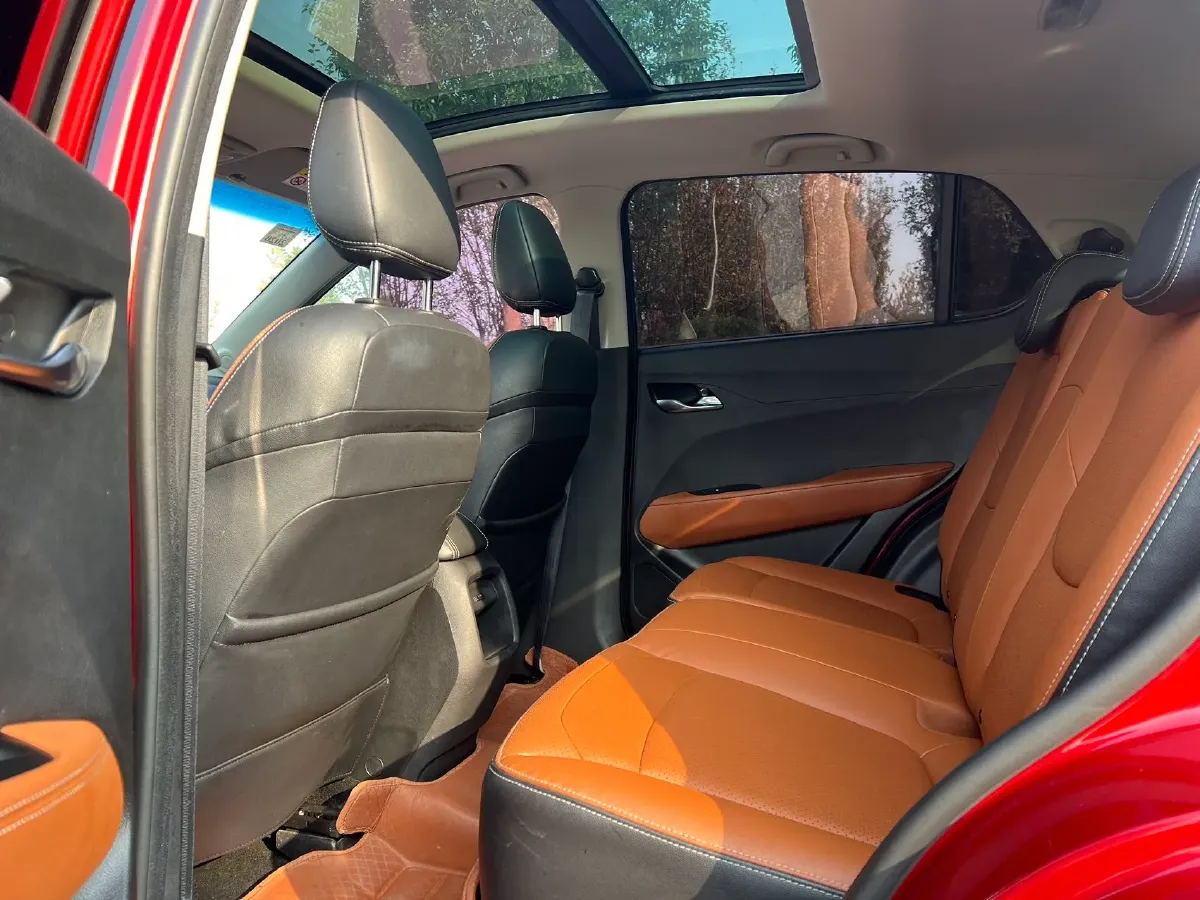 2018 Bestune B30 1.6L 109HP L4 5MT,autocango,china used car exporter,china ev exporter,chinese used car exporter,chinese used ev exporter