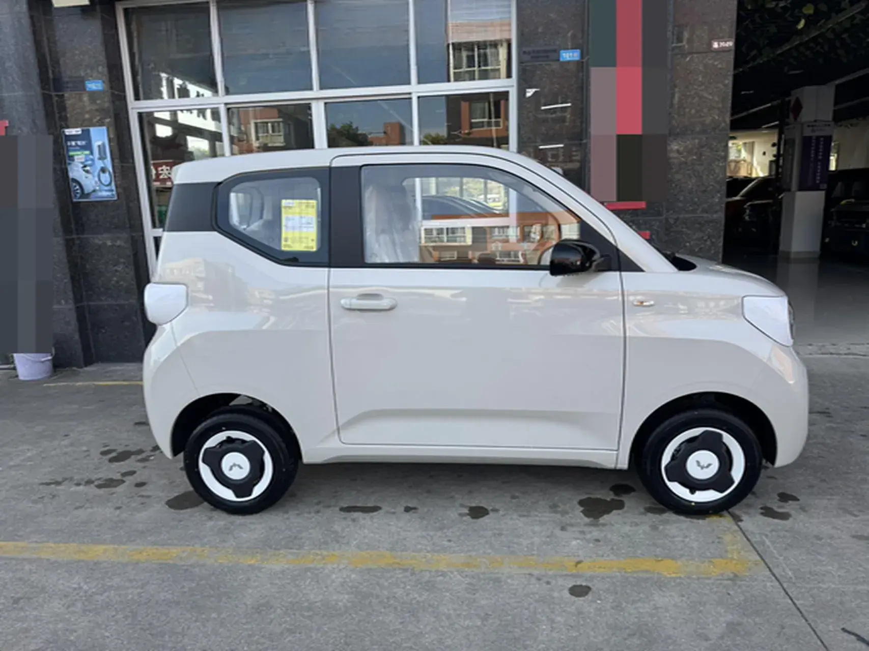 2024 WULING HONGGUANG thumbnail 3